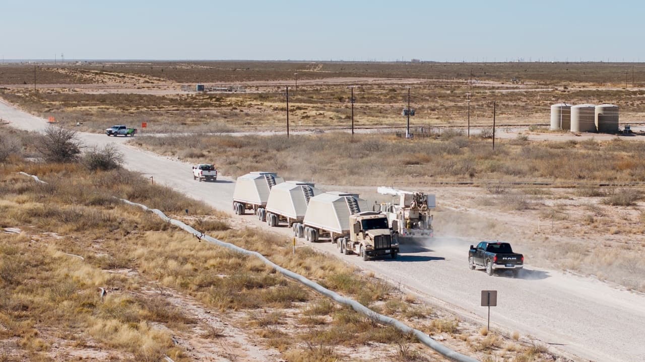 Atlas Targets 100 Driverless Sand Trucks by 2027